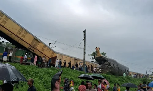 ভারতে ট্রেন দুর্ঘটনায় নিহত ৮